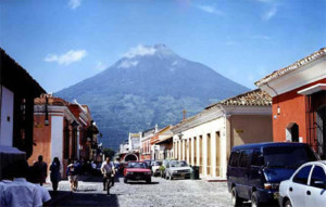 Volcán de Agua, Antigua Guatemala Arch Street
